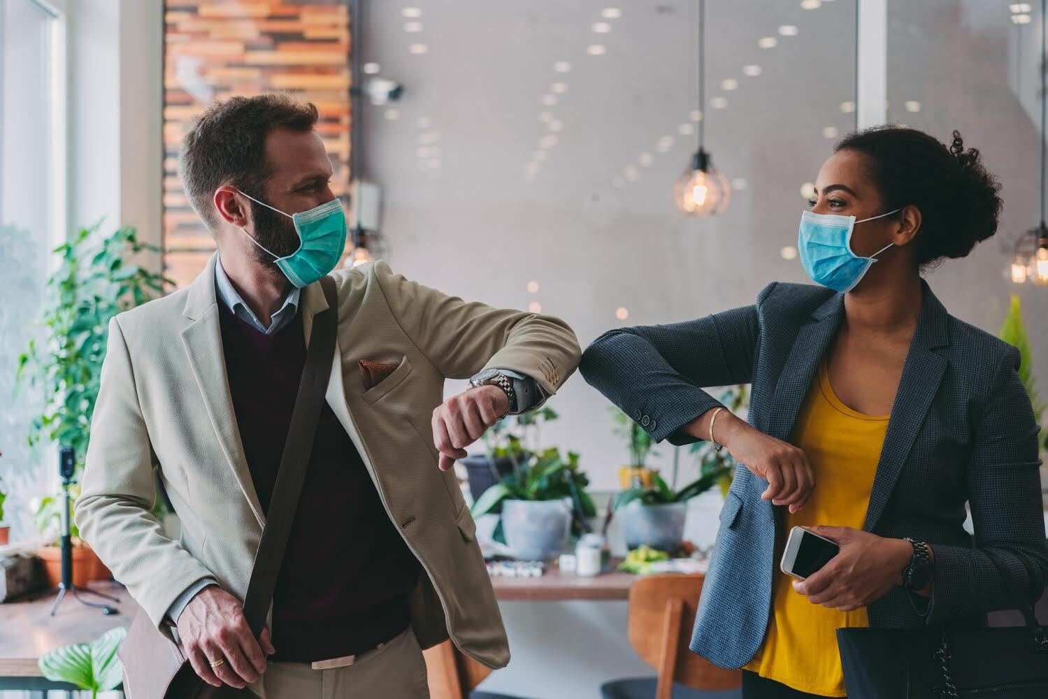 CAN NETWORKING SURVIVE IN A HANDSHAKE-FREE WORLD?